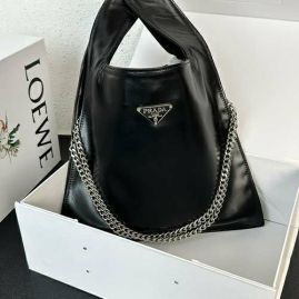 Picture of Prada Lady Handbags _SKUfw144003158fw